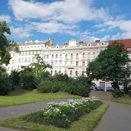 Charles Apartment Прага Экстерьер фото
