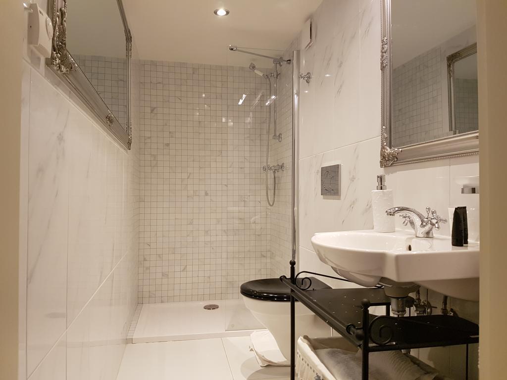 Charles Apartment Прага Экстерьер фото